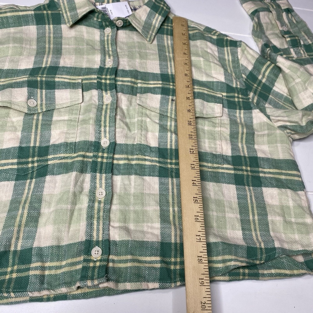 American Eagle Women Size M Button‎ Up Shirt Flannel Cropped Green Cream Plaid - Picture 10 of 16